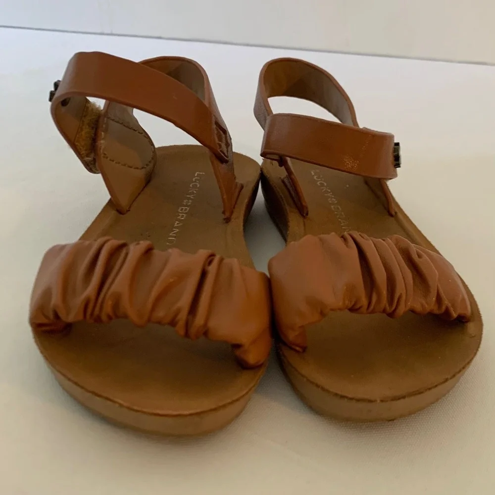 Lucky Brand Ruched Sandals Baby Size 5 Cognac Brown Coastal Resort Boho Chic